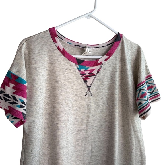 Now & Forever Soft grey shirt with pink sleeves large - Picture 3 of 6